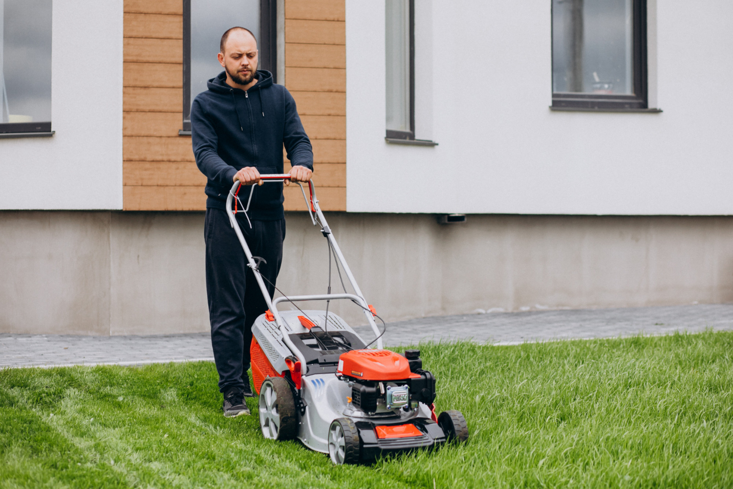 Professional Lawn Mowing Services in St Albans